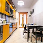 Elegant Retreat In Rome, Comfort & Style - Metro A