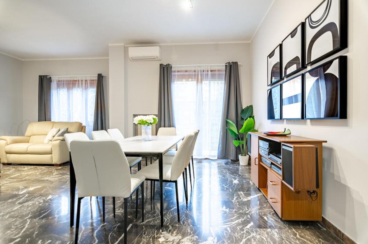 Elegant Retreat In Rome, Comfort & Style - Metro A Rome