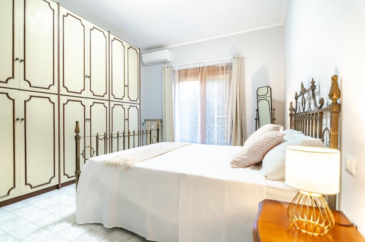Elegant Retreat In Rome, Comfort & Style - Metro A Apartment